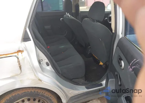 2011 Nissan Versa 1.8S z USA, uszkodzony, nr VIN 3N1BC1AP1BL451304